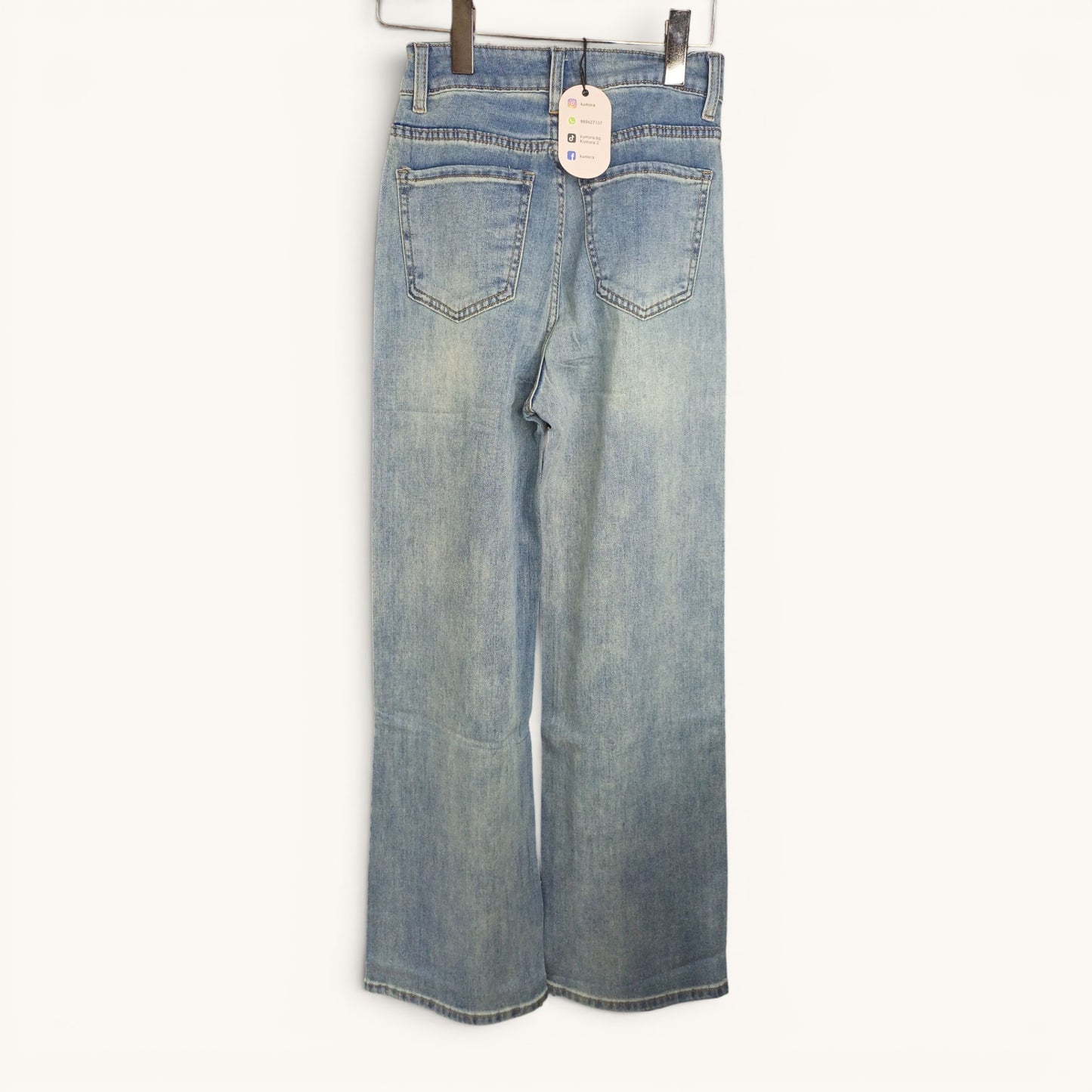 Pantalon Jean Azulino claro con manchas en crema